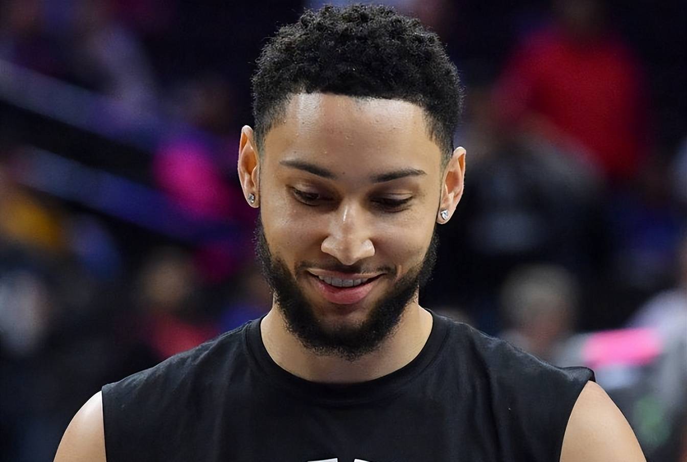 活动现场热闹非凡气氛高涨的句子-九游网页版