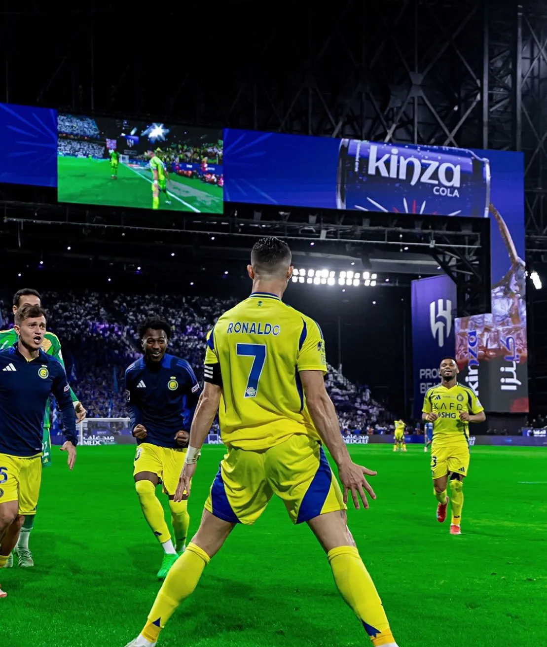 出色防守首场状态出色，IG观众沸腾！，C罗重返赛场再创辉煌时刻的简单介绍-九游登录入口