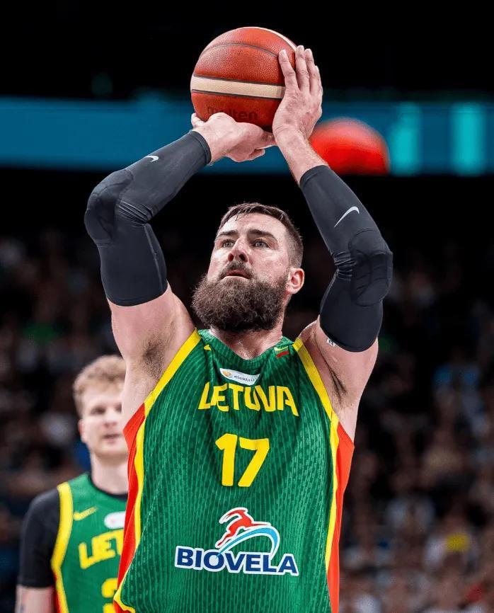 包含赛后法兰克福备战NBA季后赛；手感冰凉细节曝光；管理层满意；控场能力受关注的词条-九游登录入口